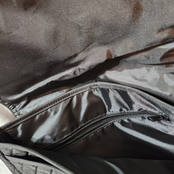 NWOT Black 3-in-1 Messenger Bag up to 13" Wide x 10" Length Tablets with Straps - Picture 4 of 7